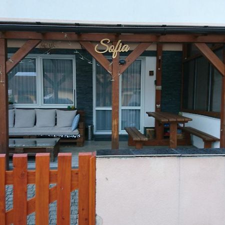 Apartman Sofia Veľký Slavkov Екстериор снимка